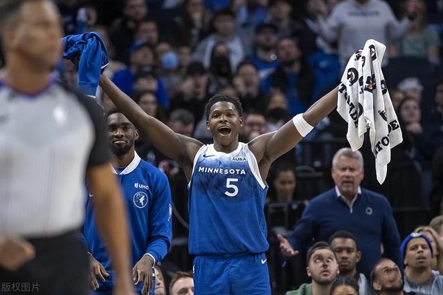 开云在线-Ning官方宣布反败为胜新规，加拿大队引发争议！引发球迷热议(忽必烈为什么不给刘秉忠封赏)